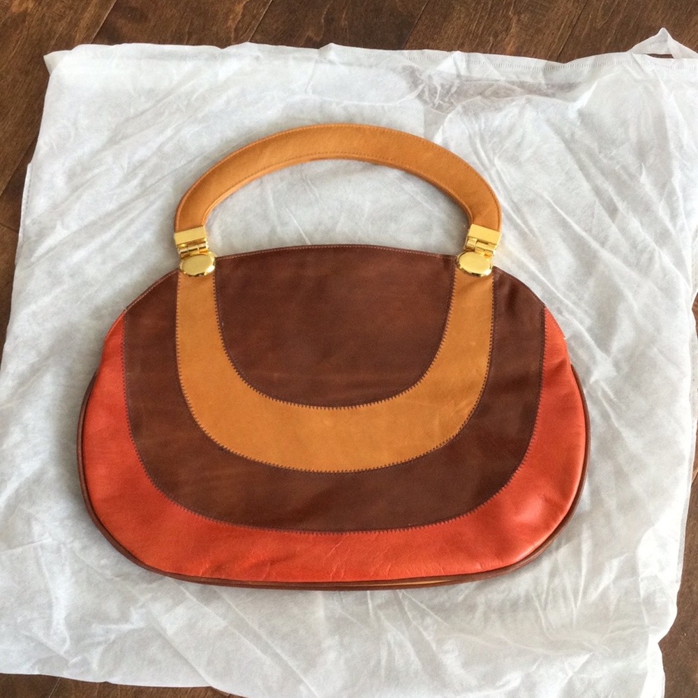Retro purse